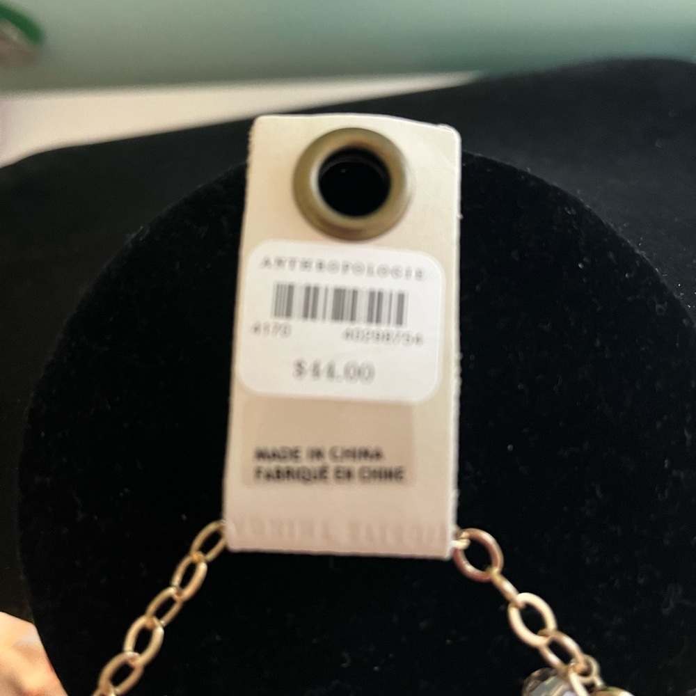 Anthropologie Pink Stone and GoldTone Necklace - Picture 3 of 3